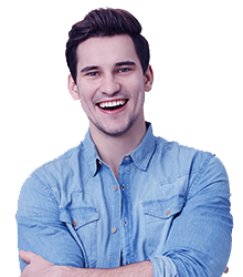 Homem sorrindo - Europa Corretora